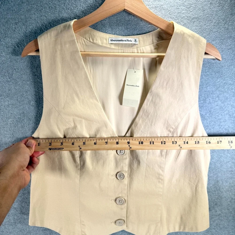 Abercrombie & Fitch Vest Women's Medium Cream‎ V-Neck Sleeveless Button-Front - Picture 5 of 9
